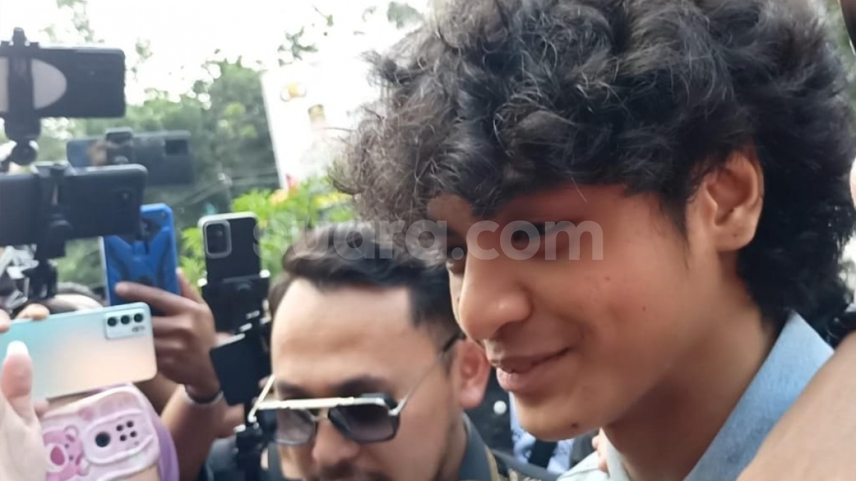 Beri Pesan buat Lolly, Vadel Badjideh Sekaligus Ajak Nikita Mirzani Nge-danceance
