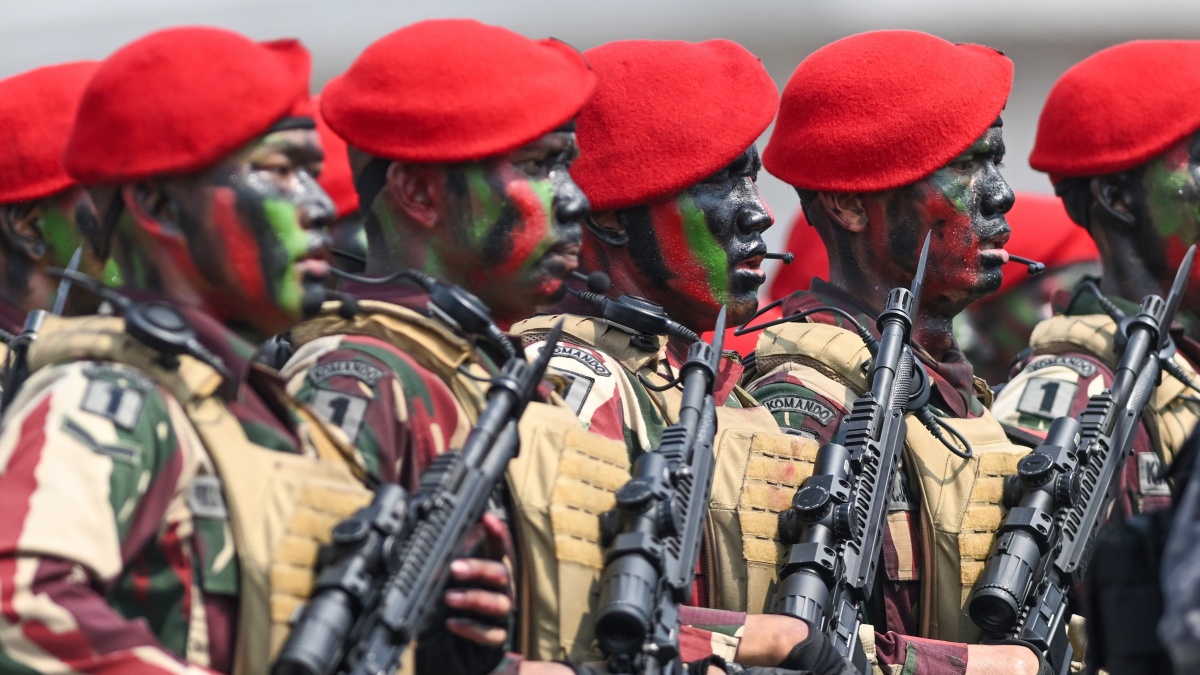 Pelibatan TNI dalam R-Perpres Penanggulangan Terorisme Dikritik, Ancam Demokrasi dan Kebebasan Sipil