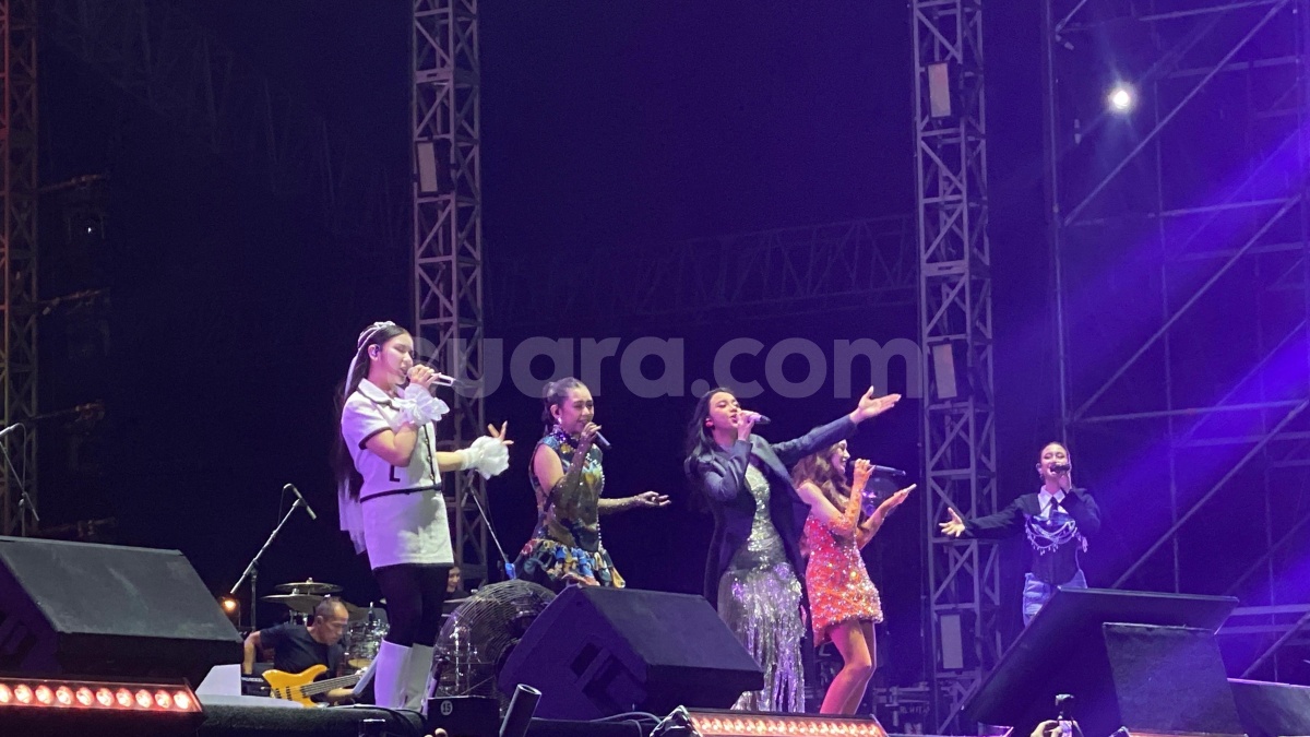 Mahalini, Tiara Andini Hingga Lyodra Nyanyikan Lagu Para Diva Sebagai Sricandy di Synchronize Fest 2024