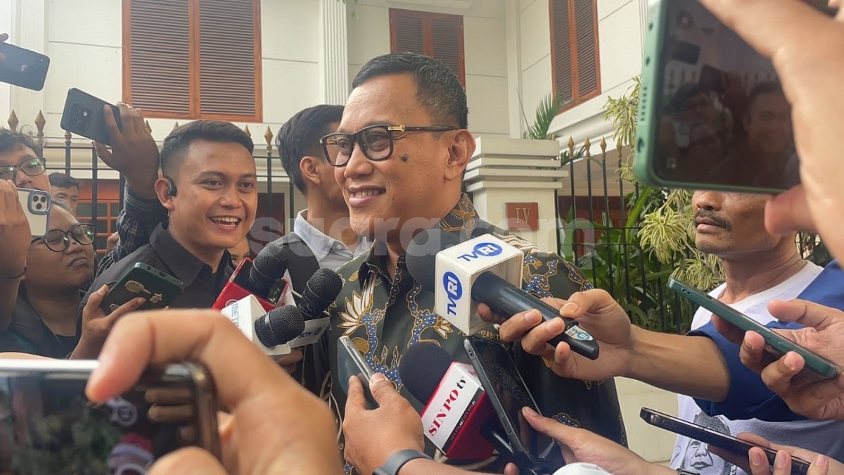 Senyum Eks Sekjen PKB Abdul Kadir Karding Diminta Prabowo Urus Pekerja Migran