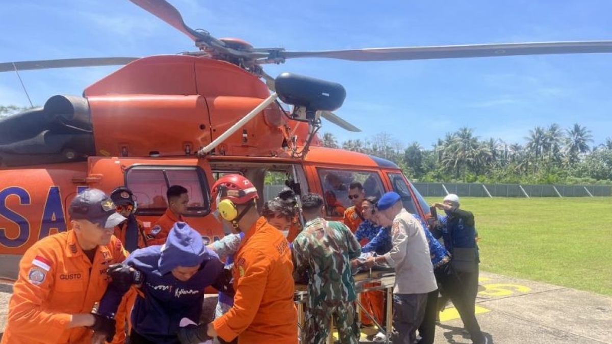 Tiga Helikopter Hilir Mudik Di Langit Sukabumi, Selamatkan 71 Nelayan Terisolasi Di Perairan Tegalbuleud