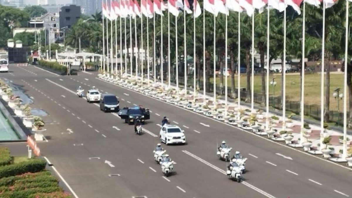 Eksklusif: Iring-iringan Mobil Mewah Gladi Kotor Pelantikan Presiden Prabowo