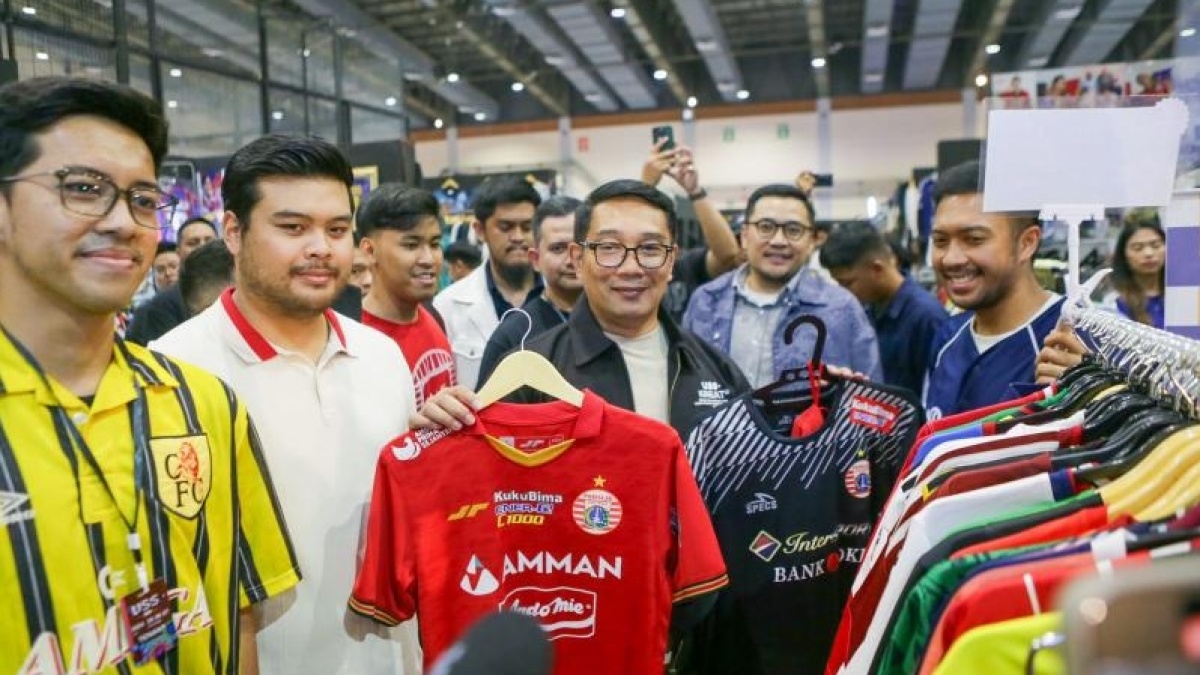 Tantang Ridwan Kamil Sering Pakai Jersey Persija, Ketua Jakmania: Cowok Butuh Pembuktian!