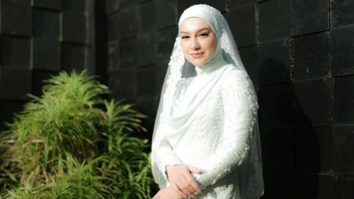 Sahabat Jawab Kabar Irish Bella Hamil