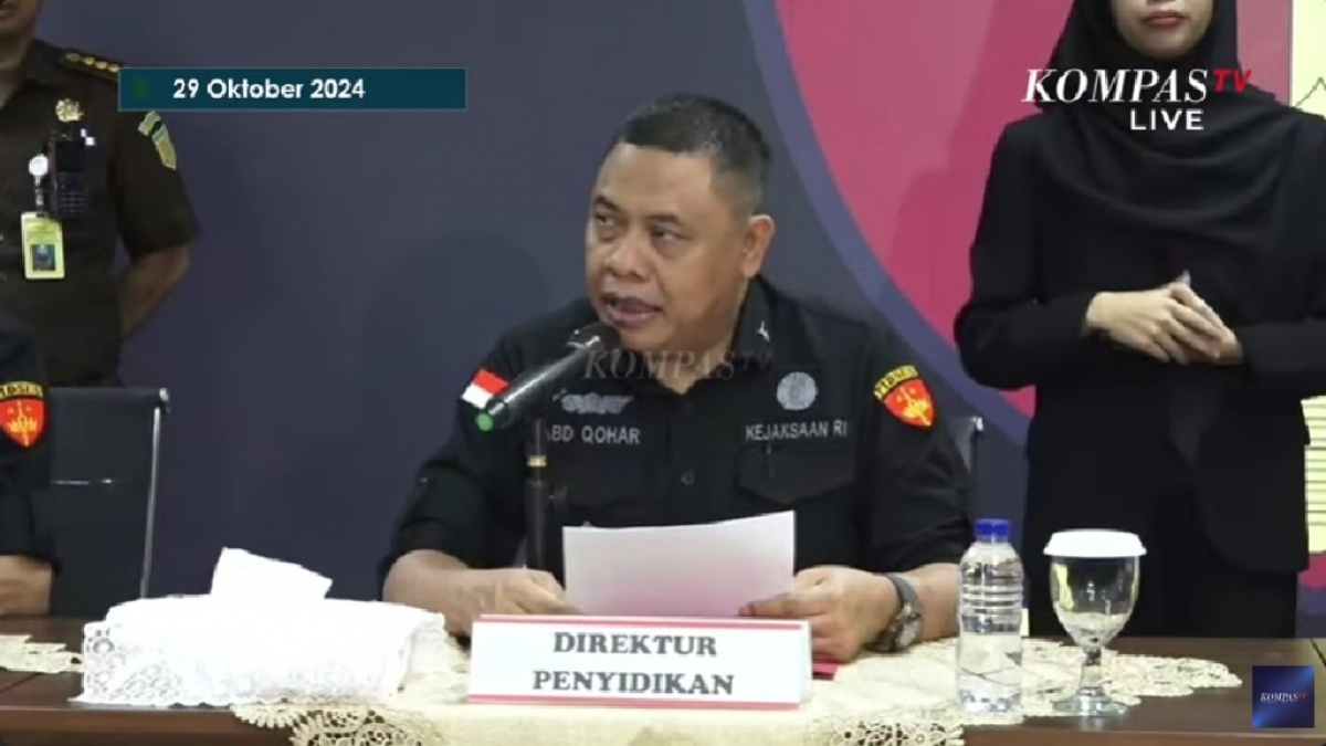 Jadi Tersangka Tapi Riza Chalid di Singapura, Mampukah Kejagung Menjemputnya?