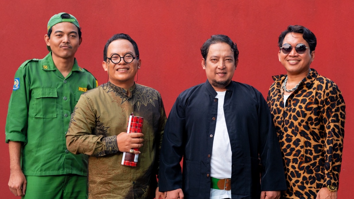 Punya Banyak PR, Selama Umrah Wali Bakal Berdoa Buat Kelancaran Karier Musiknya