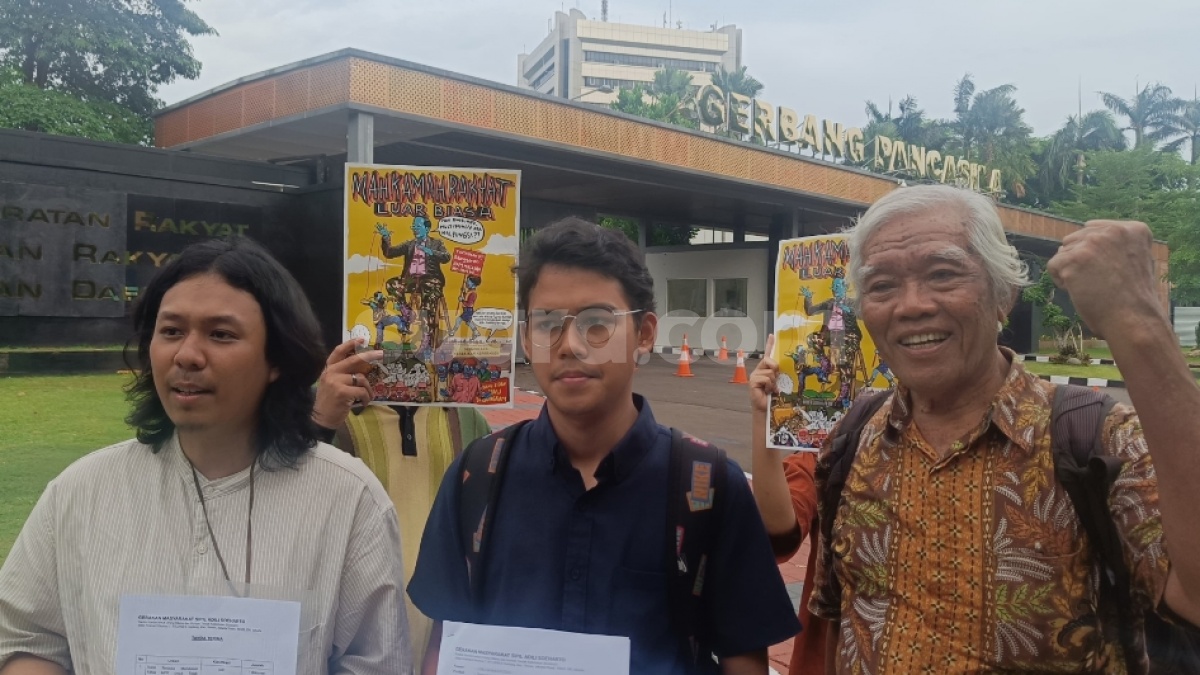 Kirim Surat ke MPR, Gemas Tolak Pemberian Gelar Pahlawan ke Presiden Soeharto