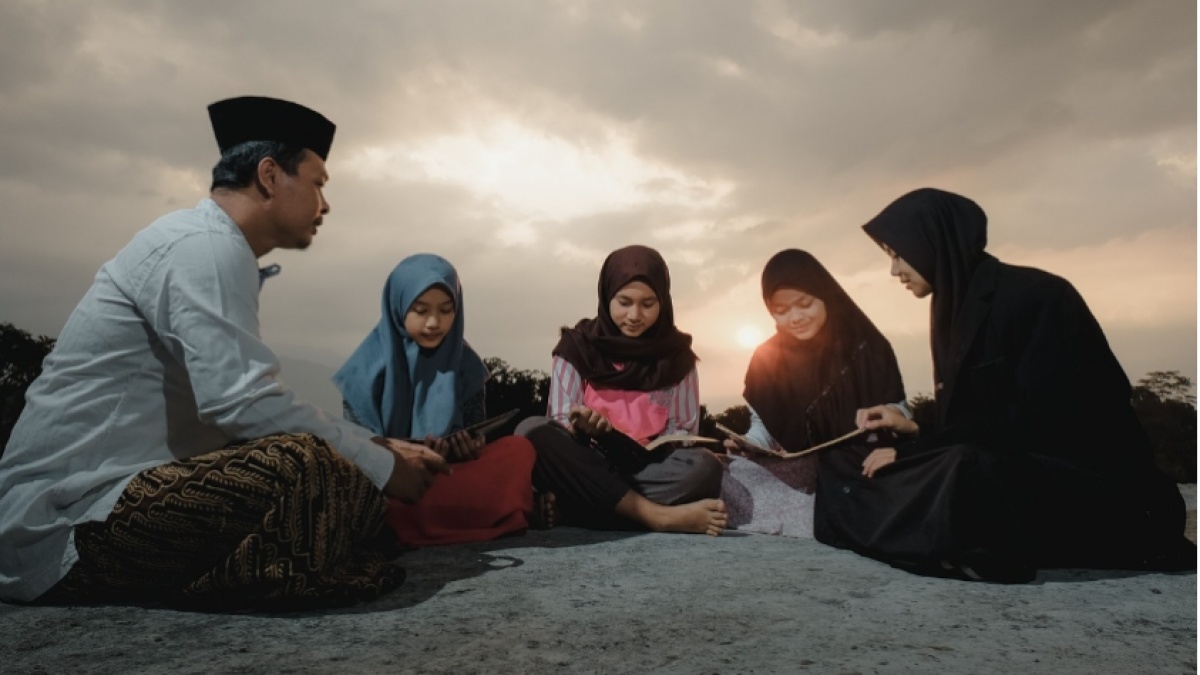 Guru Pewaris Para Nabi: Bagaimana Islam Memandang Pendidik?