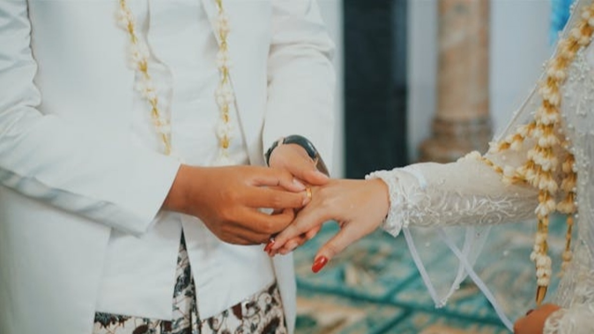 Cara Hitung Hari Baik Pernikahan Menurut Primbon Jawa