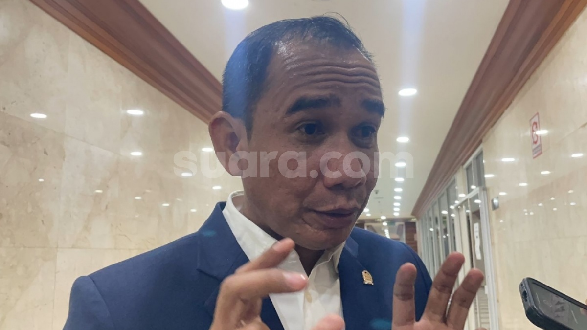 Hasto Tersangka Disebut Ada Aroma Politis, DPR: Ini Sebenarnya Ada Kekeliruan Pimpinan KPK Lama