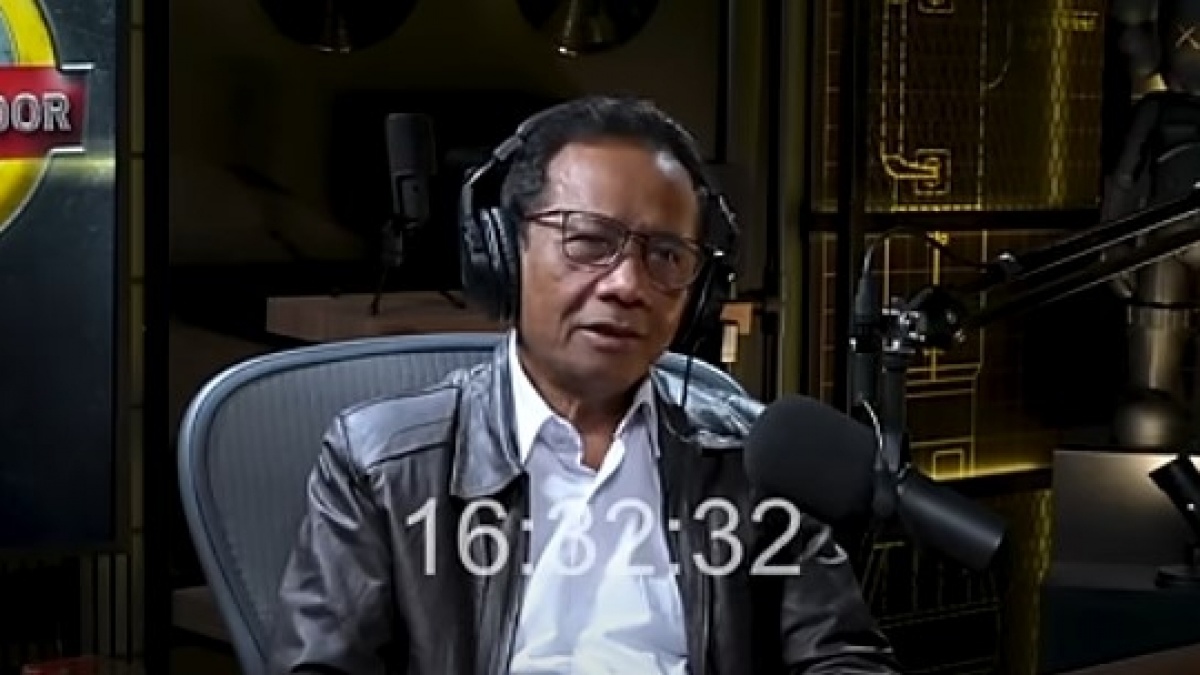 Mahfud MD: Kapolri Perlu Jelaskan Soal Ramai Fenomena Partai Cokelat