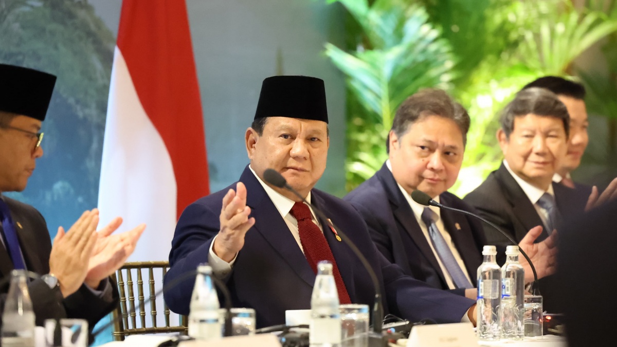 Hampir 2 Minggu Prabowo ke Luar Negeri, Disebut 'Nyambi' Cari Investor Tapi Dapatnya Tak Seberapa