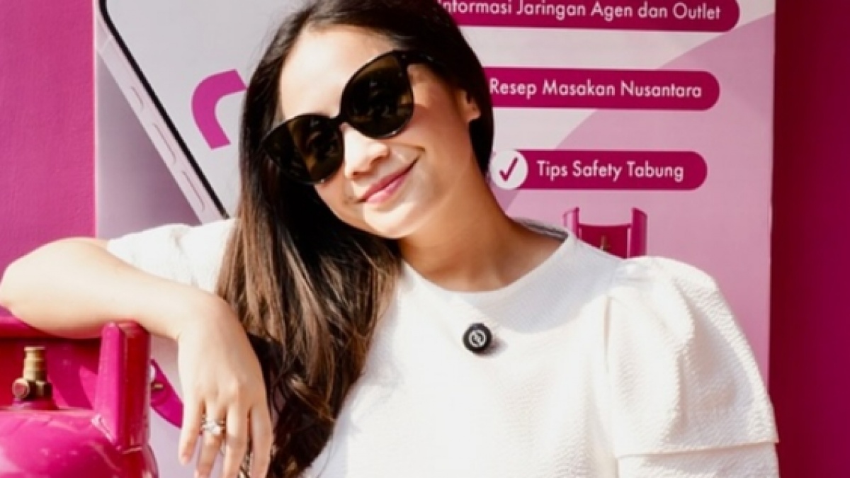 Kinerja Raffi Ahmad Jadi Pejabat Panen Kritikan, Nagita Slavina Malah Pamer Tas Baru Seharga Rp 1 Miliar