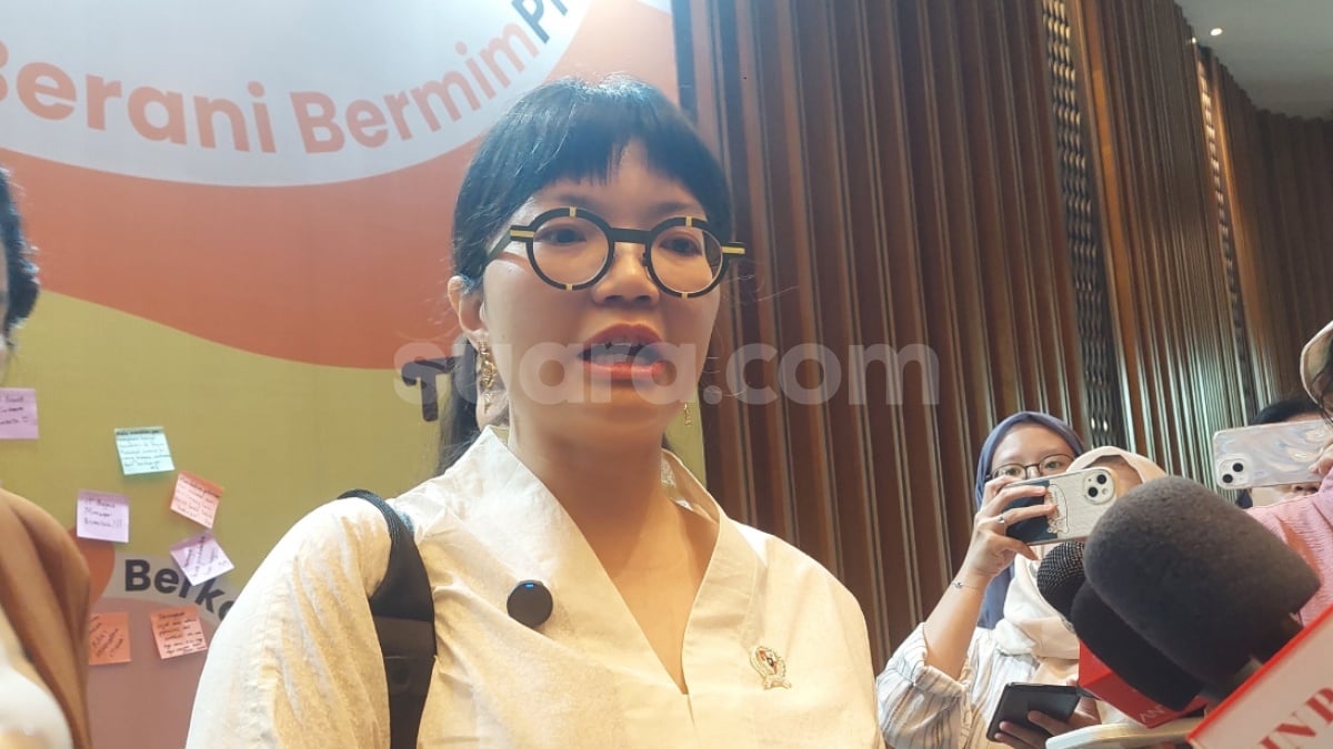 Wamen Stella Christie Tak Masalah Mahasiswa-Dosen Pakai AI, Asalkan Tetap Kritis