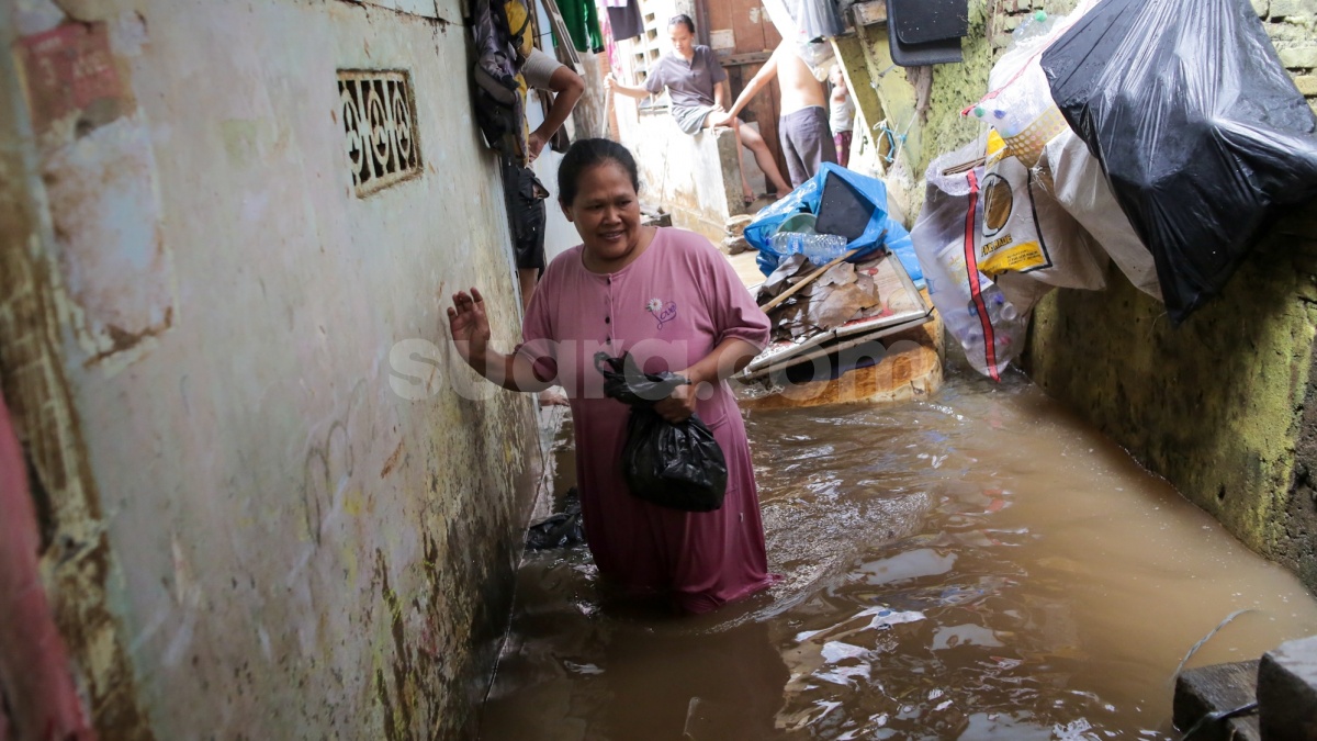 Puluhan Tahun Jadi Langganan Banjir, Kenapa Warga Kebon Pala Tolak Tawaran Pindah ke Rusun?