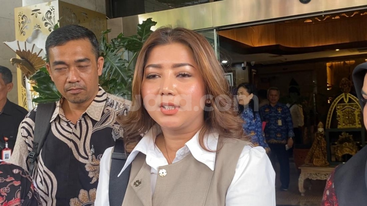 Ragu Saat Ditanya Kemungkinan Polisikan Agus Salim, Teh Novi Mulai Berubah Pikiran?