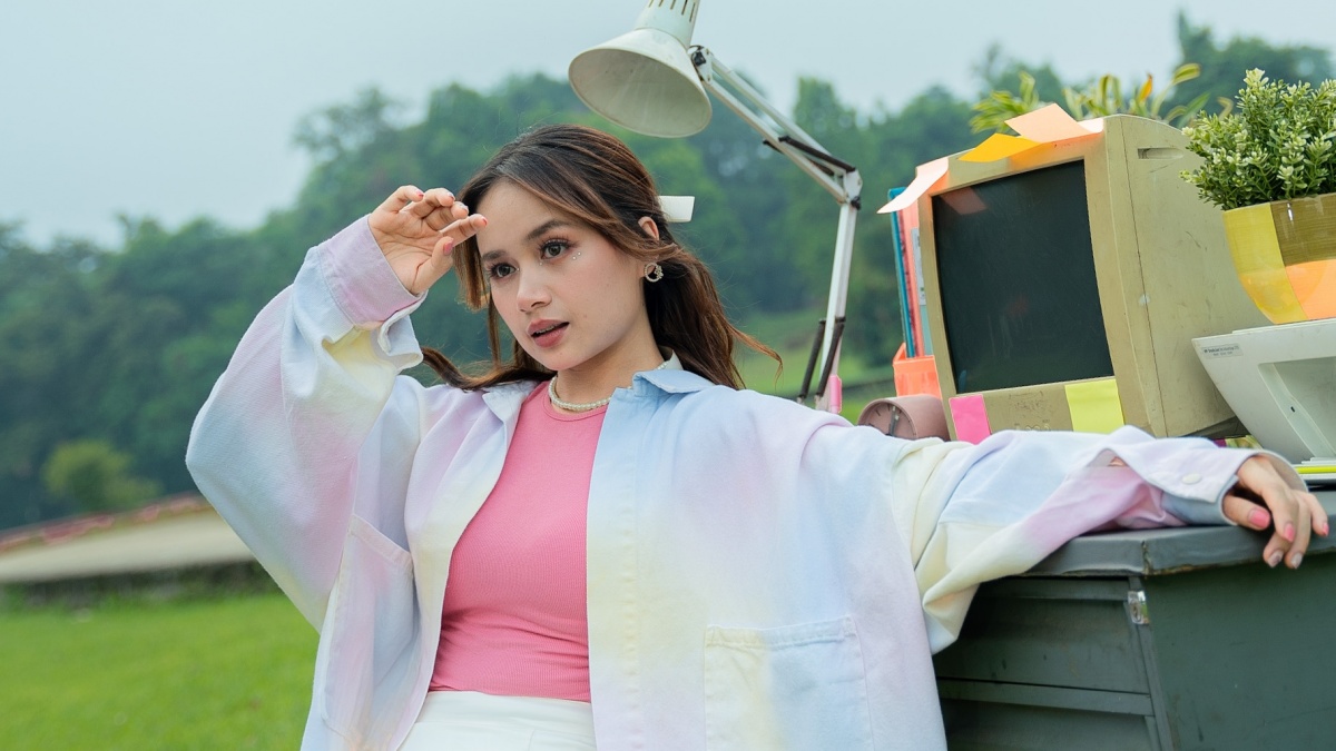 Chintya Gabriella Rilis Nomor Terbaru Bertajuk 'Ambisius', Pengingat Untuk Lebih Menyayangi Diri Sendiri