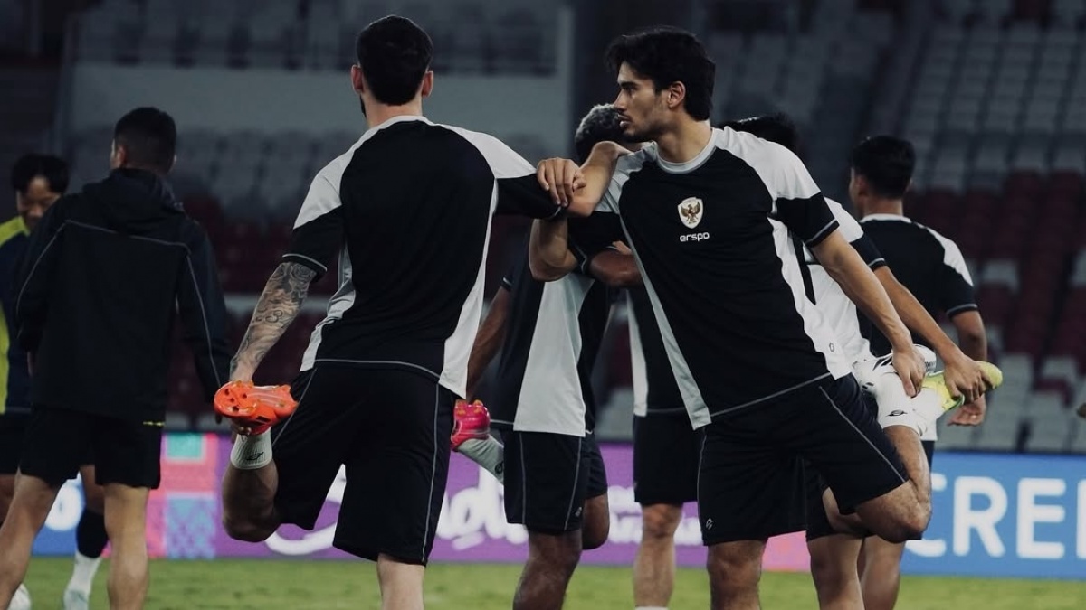 Ups 'Itu' Nathan Tjoe-A-On Disenter Asnawi Mangkualam saat Latihan Kucing-kucingan