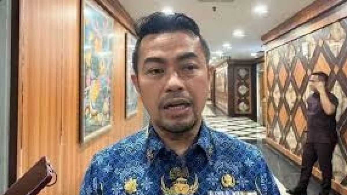 Terjaring OTT KPK, Pj Wali Kota Pekanbaru Dibawa ke Jakarta