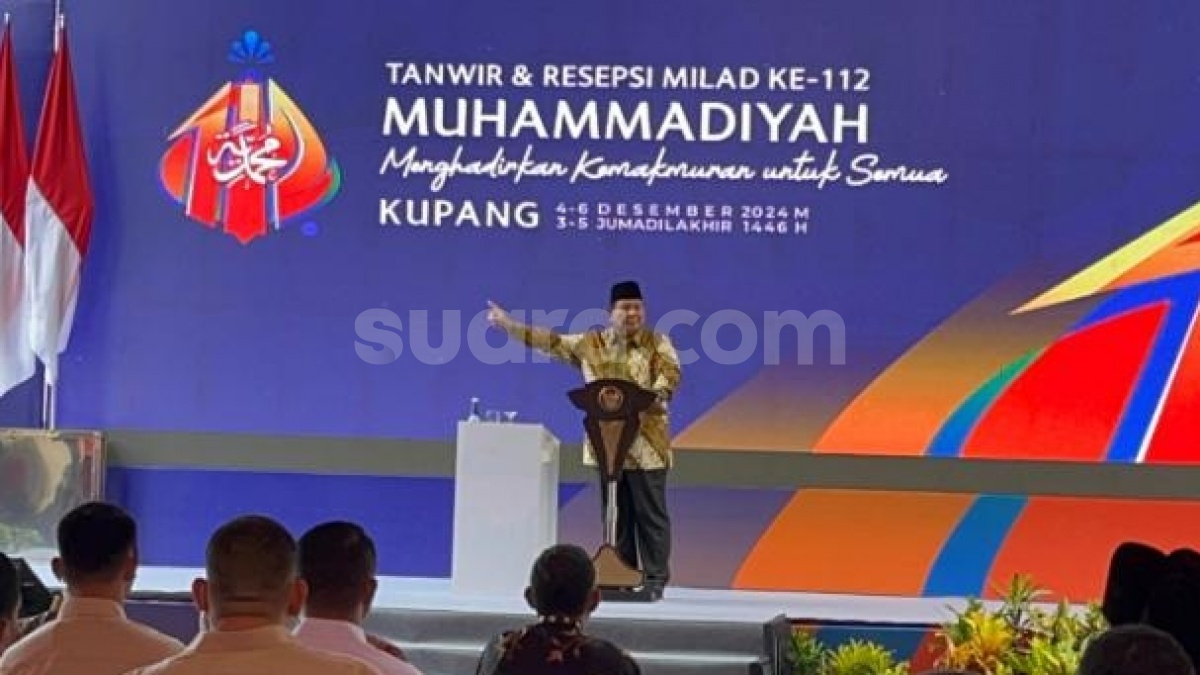 Minta Anggaran Perjalanan Luar Negeri Pejabat Dipotong 50 Persen, Prabowo: Tolong Para Menteri Puasa Dulu!