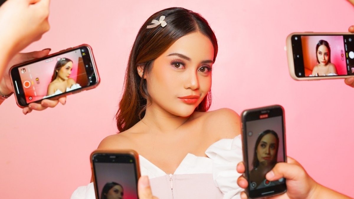 Merasa Relate dengan Banyak Orang, Avolia Rilis Lagu 'Teman Makan Teman'
