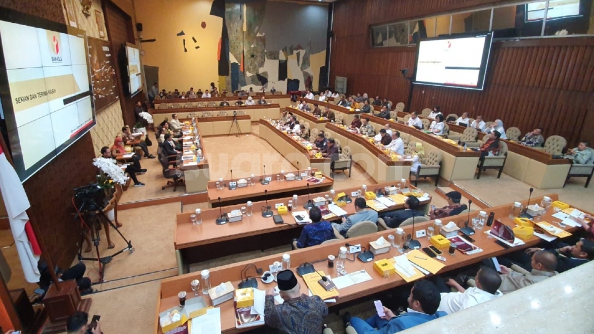 DPR-Penyelenggara Pemilu Sepakat Pilkada Ulang Digelar 27 Agustus 2025