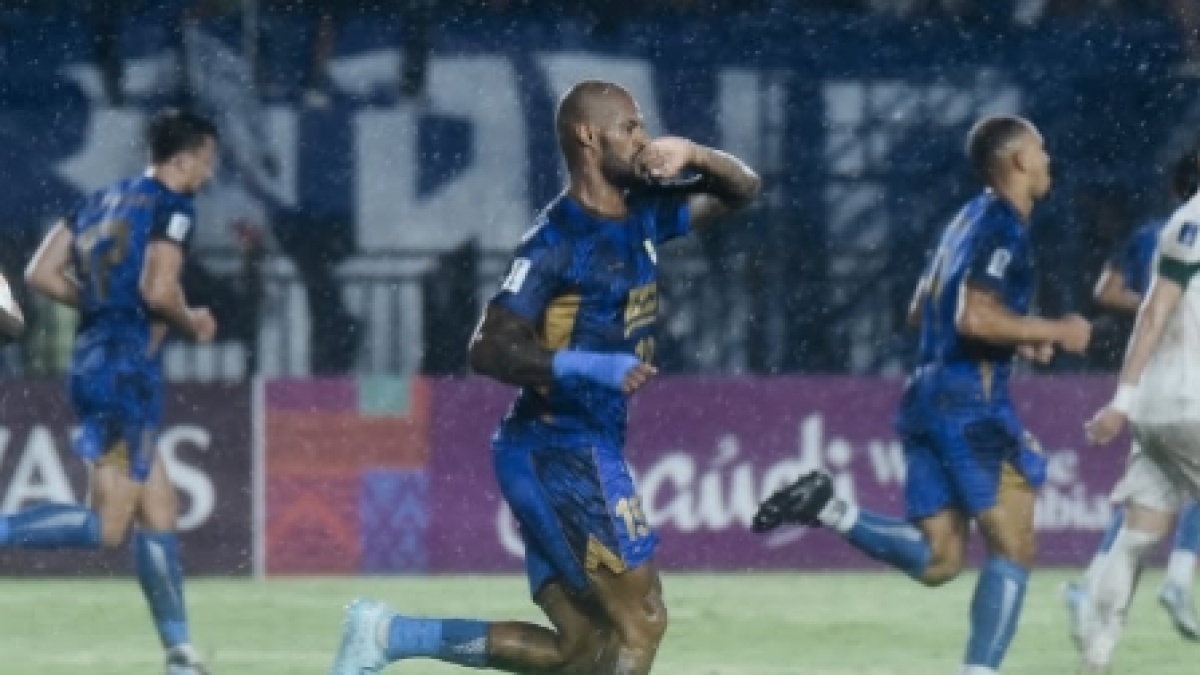 Performa Menurun, Striker Liberia ini Bisa Jadi Opsi Gantikan David da Silva