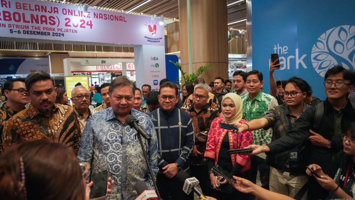 Luncurkan Harbolnas, Bina, dan EPiC Sale di Liburan Nataru 2024, Menko Airlangga: Tidak Ada yang Berlibur Tanpa Belanja