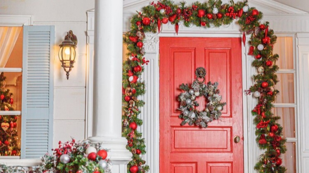 Inspirasi Dekorasi Pintu Natal: Dari Klasik Hingga Unik!