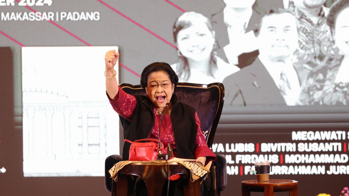 Di Balik Kasus Hasto, Jokowi Targetkan Mega 'Dilengserkan' dari Ketum PDIP Lewat Loyalisnya?