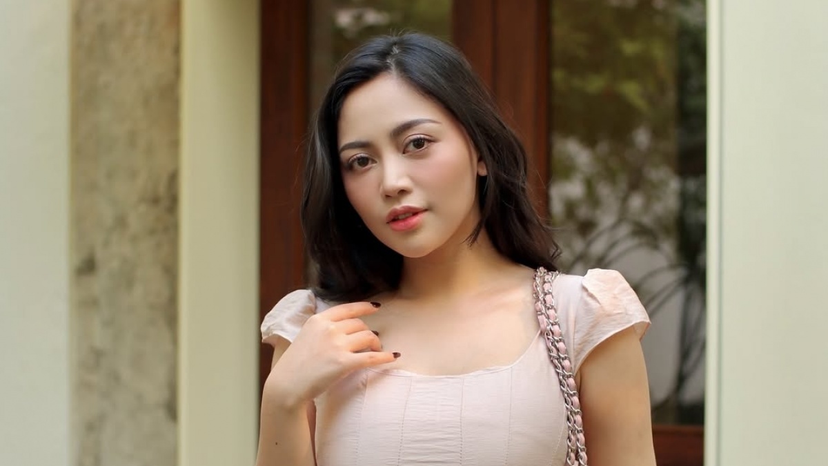 Kolam Renang di Rumah Mewah Rachel Vennya Bikin Netizen Kagum: Kayak Gini Disia-siakan Terus?