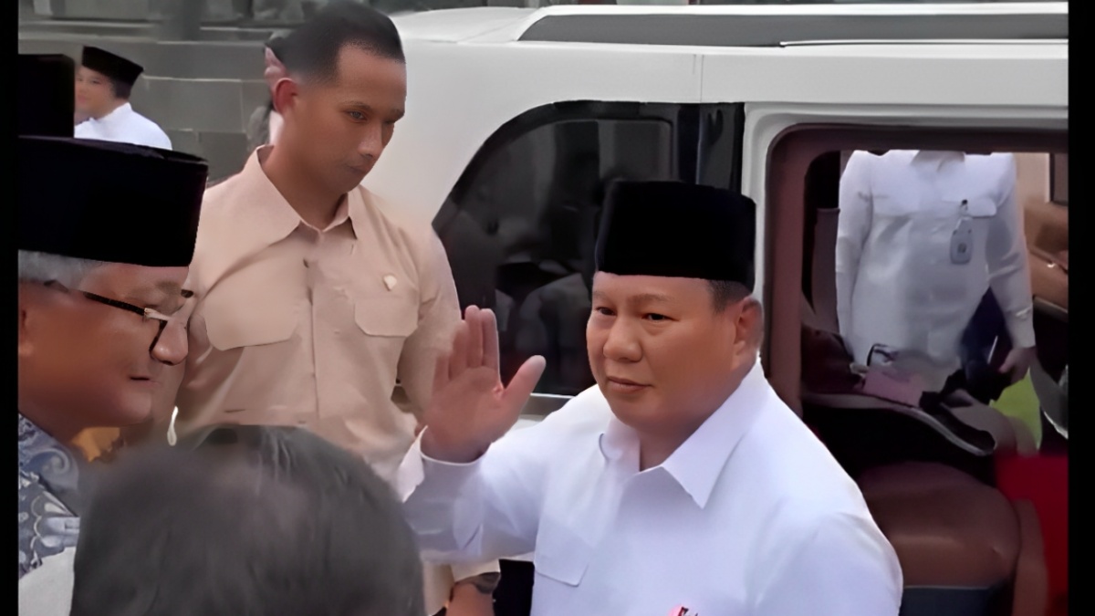 Indef: Prabowo Tak Bisa Capai Target Ekonomi 8 Persen Akibat Kabinet Gemuk