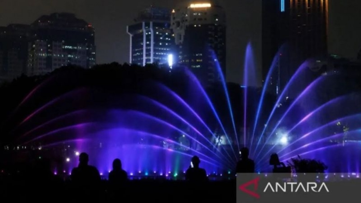 Kawasan Monas Diserbu 19 Ribu Wisatawan Saat Libur Natal