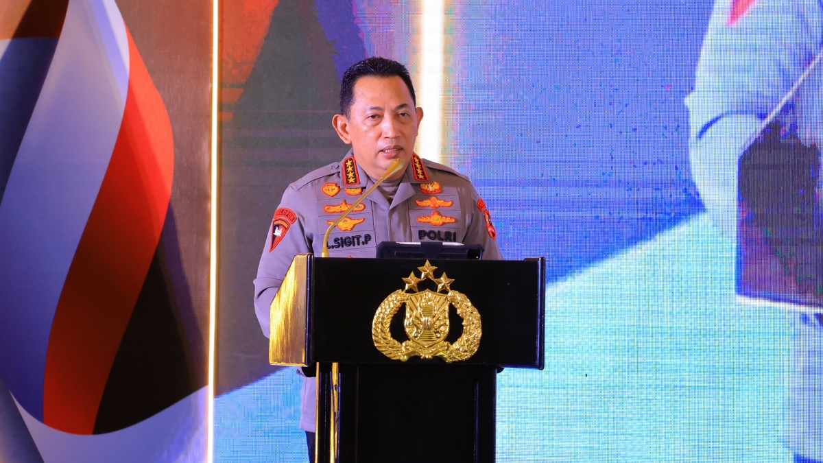 Respons TNI Jaga Kejaksaan: Kapolri Singgung Sinergi, Menkum Pilih Koordinasi
