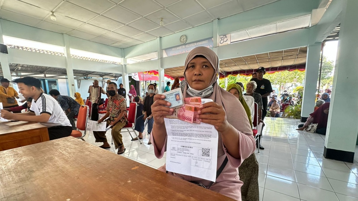 Bansos PKH Tahap III 2025 Cair, Cek DTSEN dan Dapat Bantuan Sampai Rp 2,7 Juta!