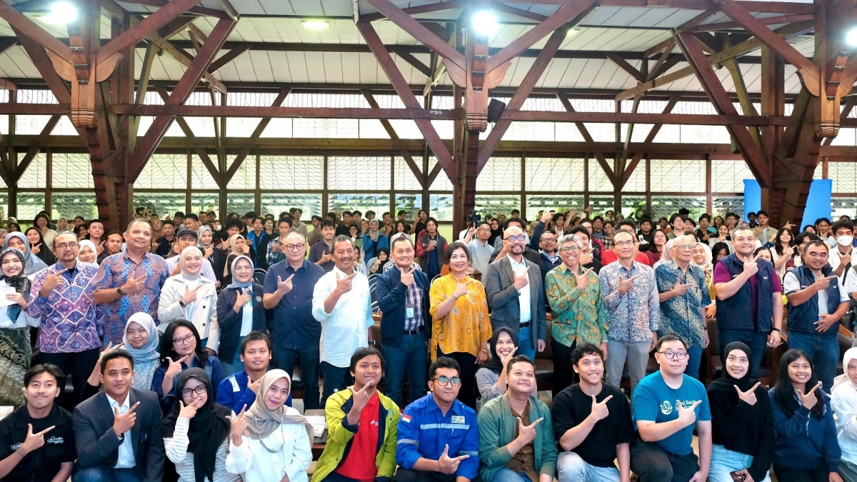 IDSurvey Kembangkan Green Leadership di Kalangan Mahasiswa