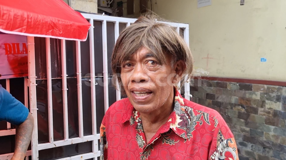Viral Lagi, Kondisi Pak Tarno Jualan Mainan di Kursi Roda Bikin Miris