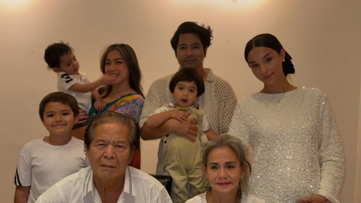 7 Potret Kebersamaan Jessica Iskandar dan Ayah, Kini Tinggal Kenangan