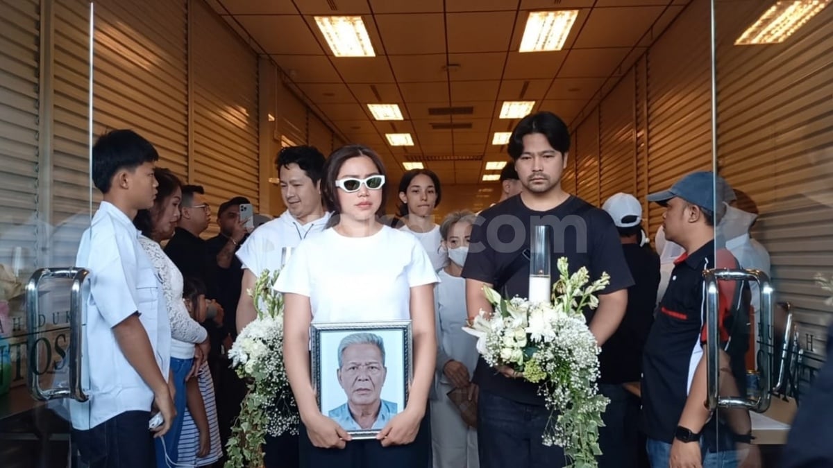 Sempat Mualaf, Kakak Jessica Iskandar Ikut Proses Larung Abu Jenazah Ayah di Ancol