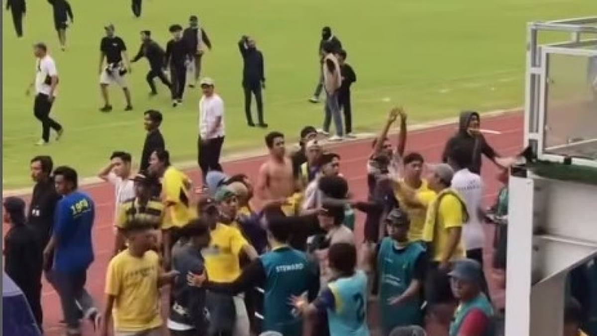 Bentrok Pecah di Laga Persikota vs PSKC Cimahi, Aksi Pemukulan Tak Terhindarkan