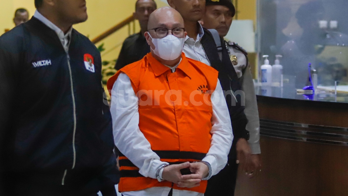 Bongkar Save Deposit Box Dirut Taspen, KPK Sita Logam Mulia Hingga Uang Rp2,5 Miliar