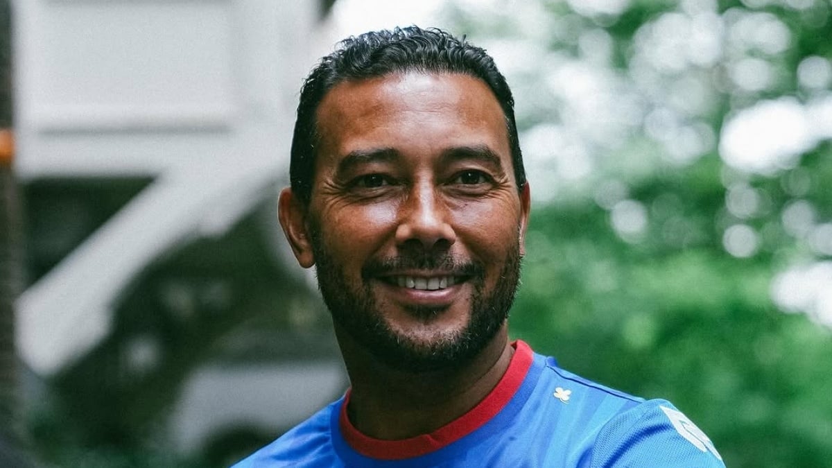 Mengulik Darah Indonesia Denny Landzaat, Asisten Patrick Kluivert di Timnas Indonesia