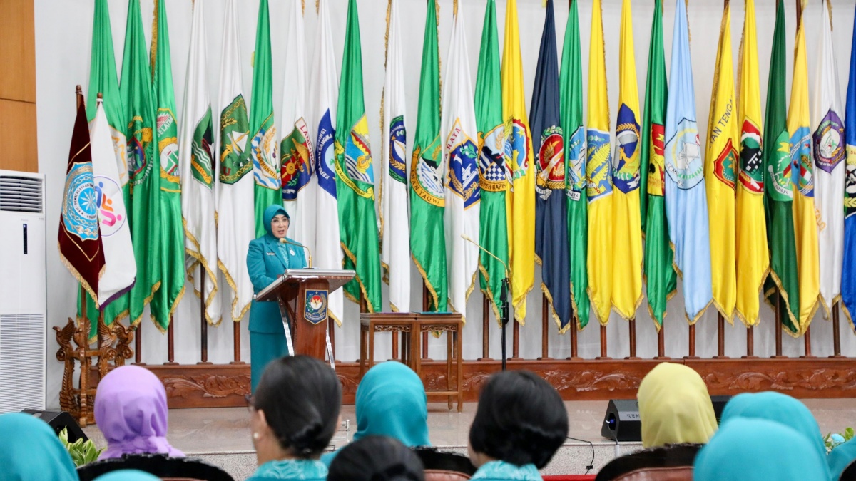 Tri Tito Karnavian Lantik Andi Indriaty Syaiful sebagai Pj. Ketua TP PKK dan Tim Pembina Posyandu Provinsi Sulsel