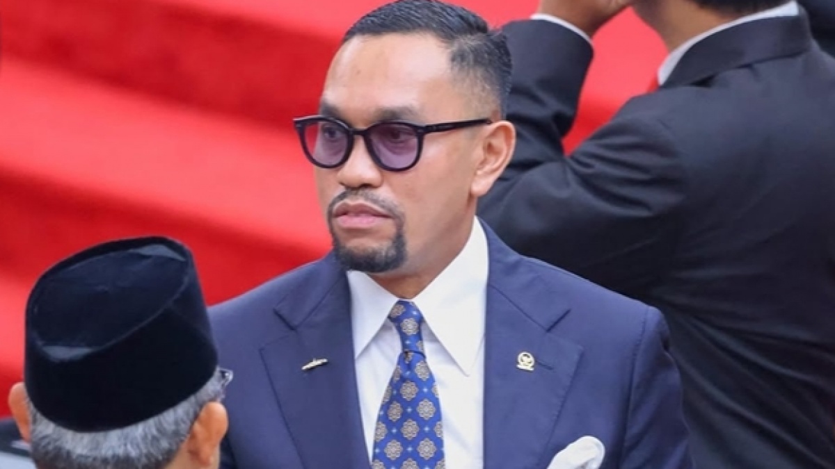 Gedung DPR Didemo, Ahmad Sahroni Benarkan Anggota Dewan Kerja di Rumah: Ke Mana-Mana Susah!