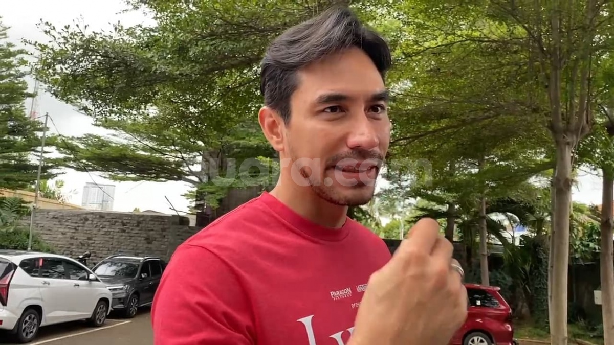 Darius Sinathrya Kecam Kebijakan Penjualan Gas LPG 3 Kg: Hobi Kok Nyusahin Rakyat