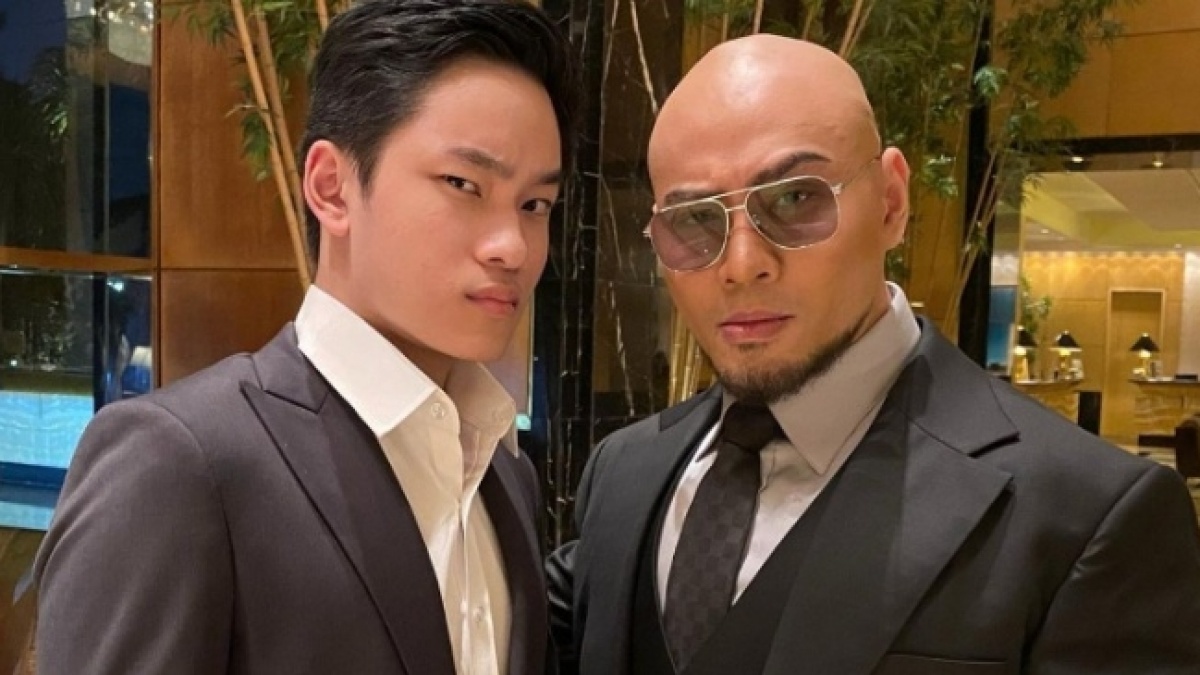 Beredar Video Azka Corbuzier Nyanyi Bareng TNI, Jogetan Anak Deddy Corbuzier Dicap Sok Asyik