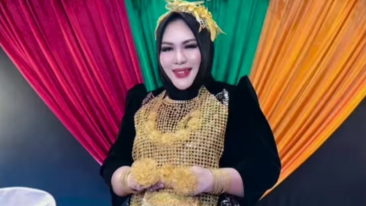 Kontroversi Mira Hayati: Bos Skincare Sering Pamer Emas Kini Jadi Tersangka