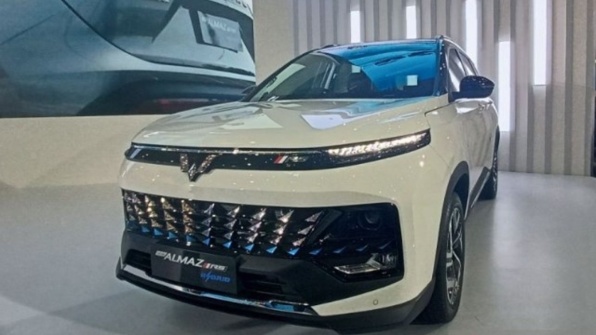 Wuling Tebar Promo untuk Lini Kendaraan Listrik dan Hybrid