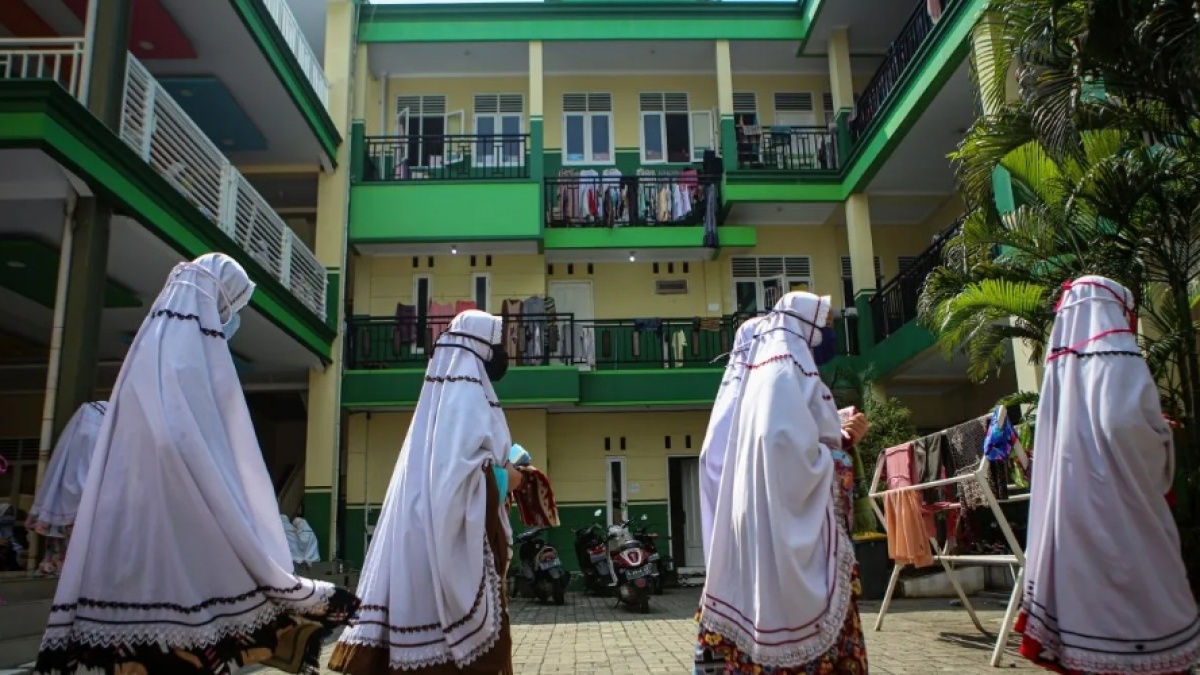 Tragedi Al Khoziny Picu Audit Nasional, Pesantren di Atas 100 Tahun Jadi Prioritas