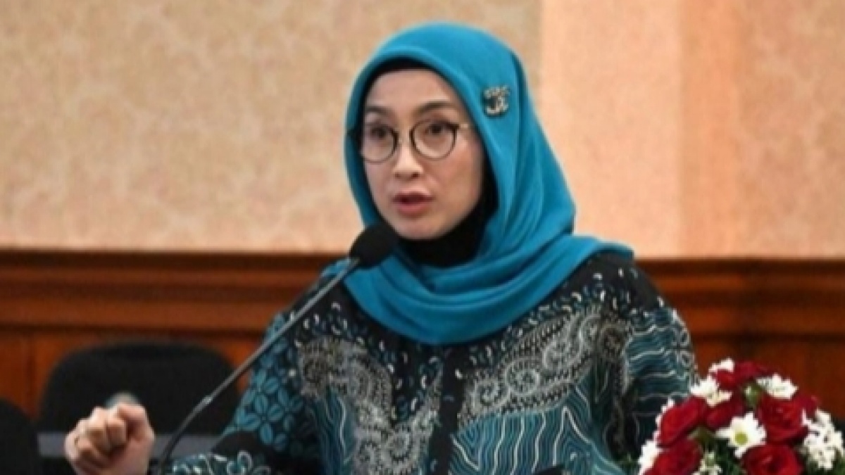 Segini Uang Pensiun Desy Ratnasari sebagai Anggota DPR, Pantas Tak Mau Pria Bergaji Kecil
